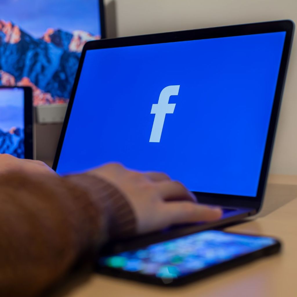 Interpreting Facebook Analytics for Business Success