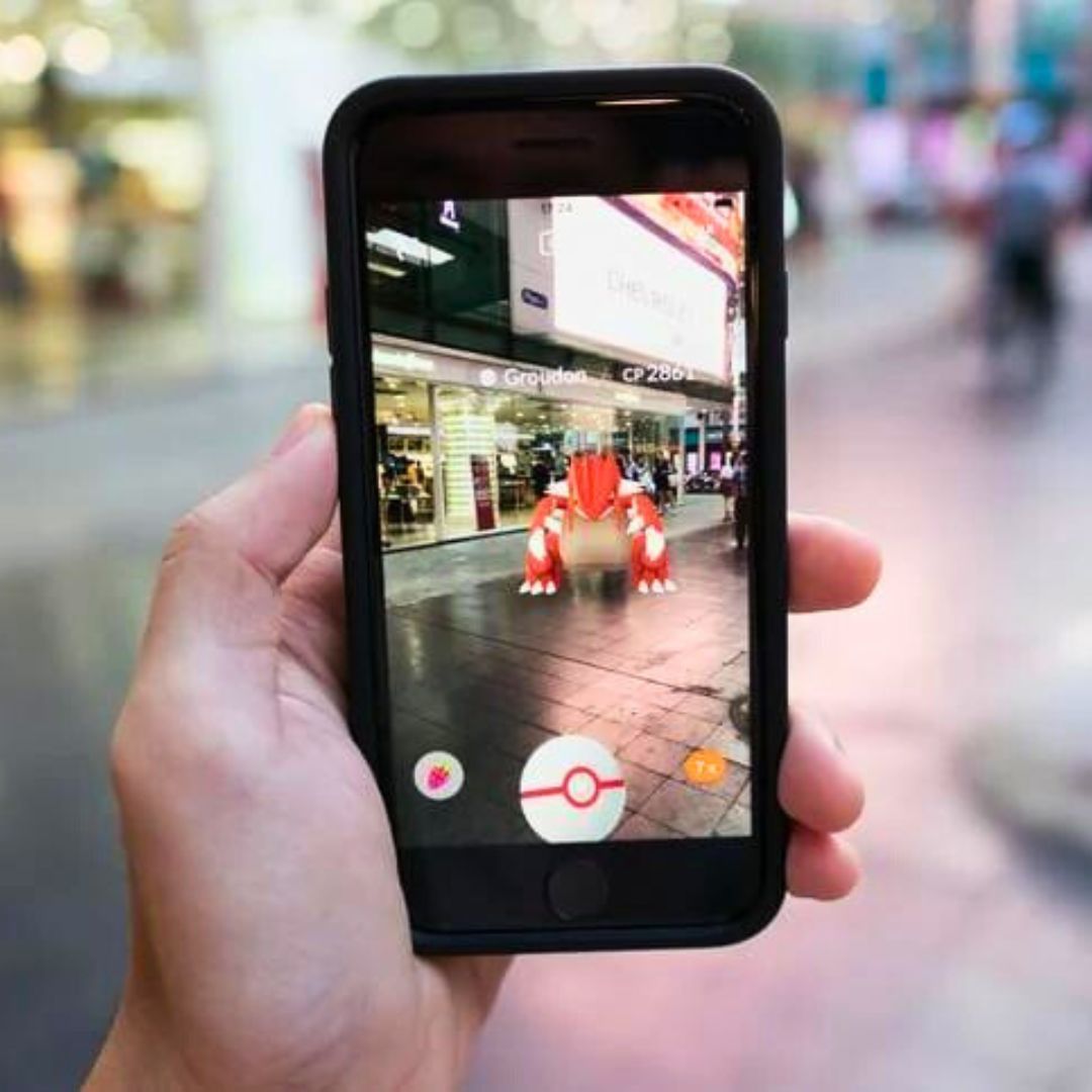The Metaverse Revolution_ How Virtual Reality is Changing the Game